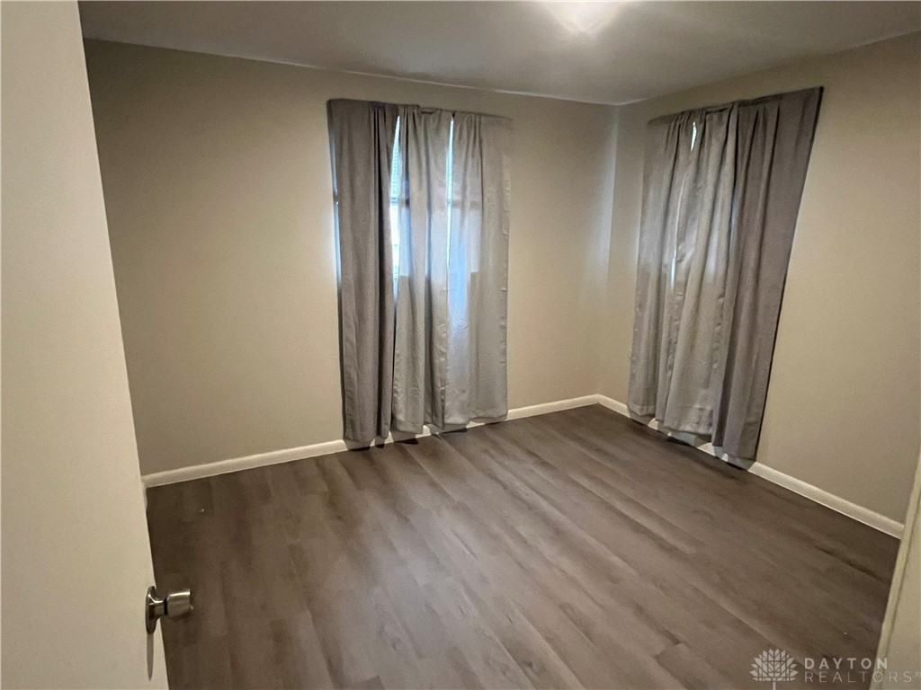 445 Hunter Ave ##2 - Photo 6 of 9