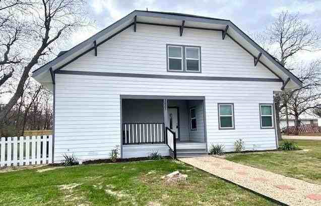 3631 Bourland Street - Photo 3 of 27