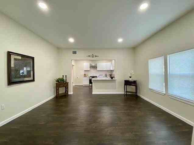 3631 Bourland Street - Photo 4 of 27