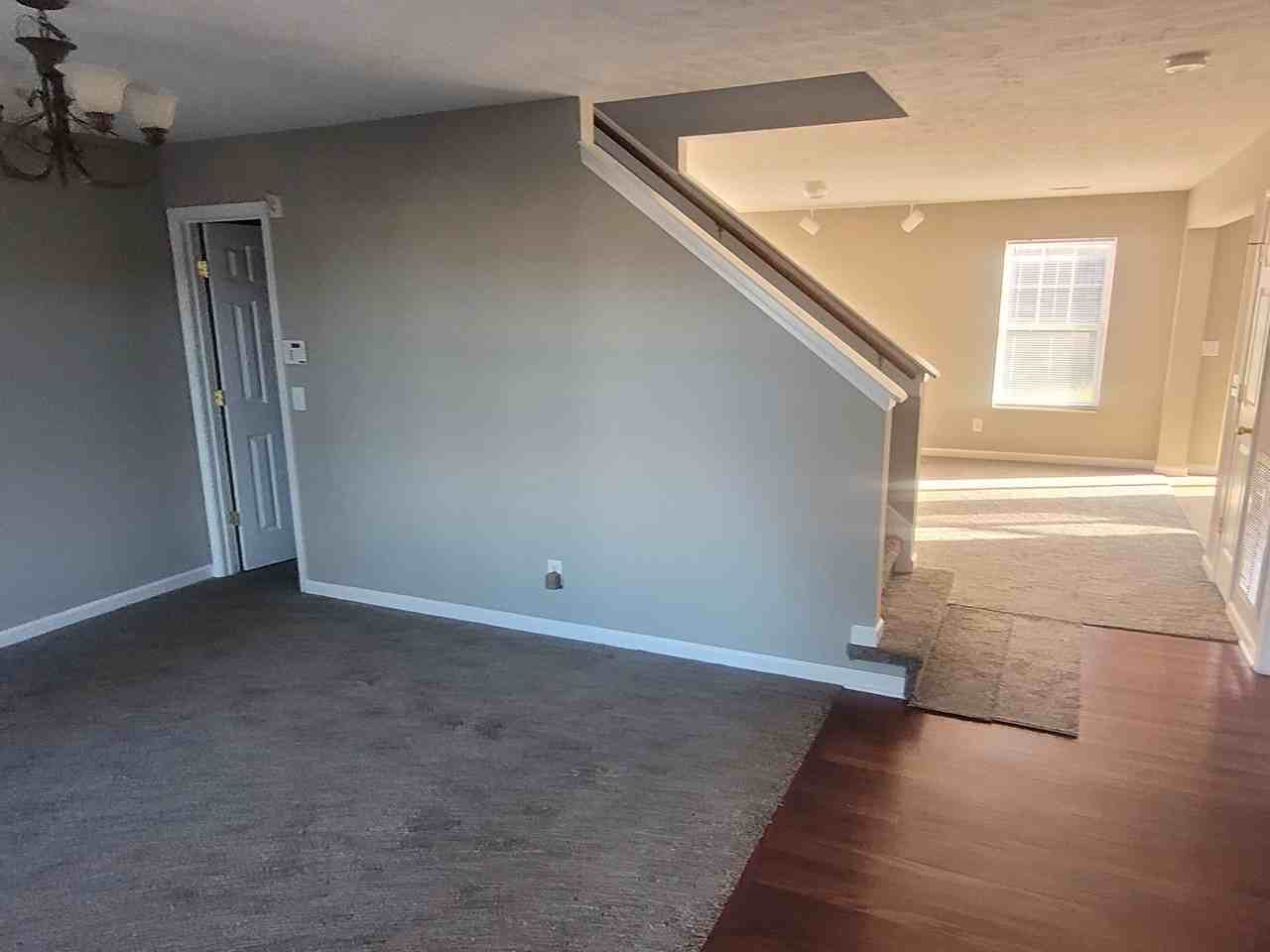 4824 Irving Ln - Photo 3 of 18