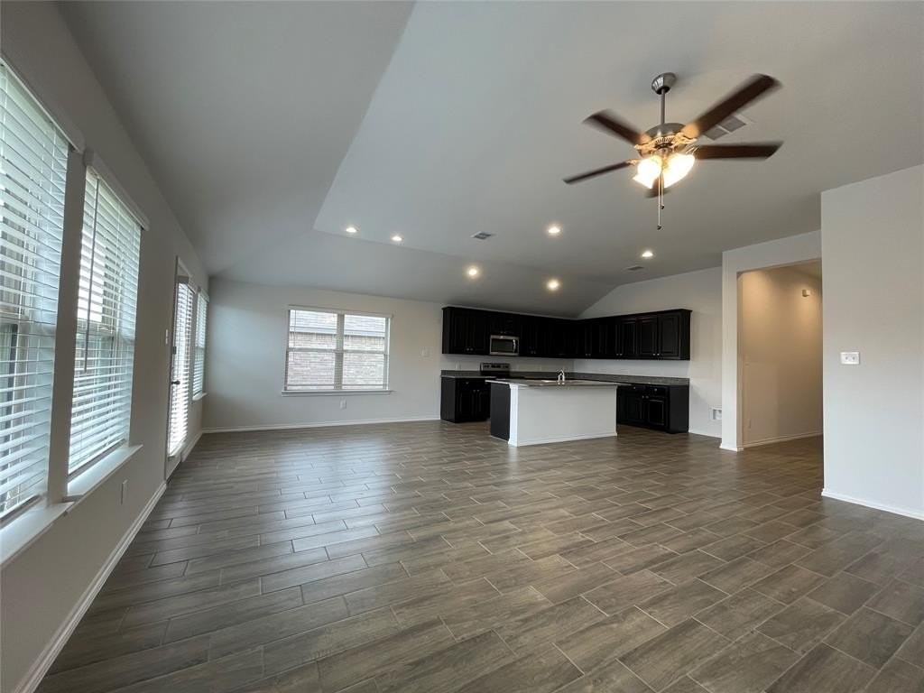 5800 Utopia Drive - Photo 4 of 26