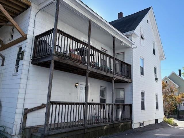 350 Pearl St - Photo 3 of 16