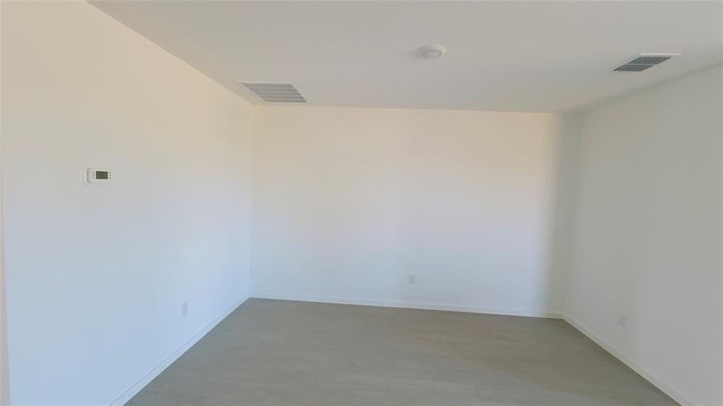 5304 Agalinis Ave - Photo 7 of 23