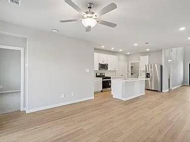 414 Blanton Street - Photo 6 of 22