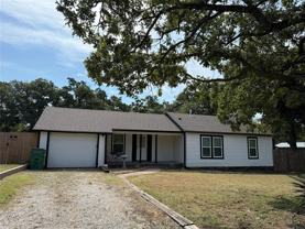 1005 Roberts St - Photo 1 of 1