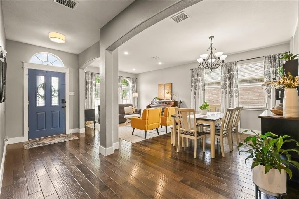 4721 Heron Pond Lane - Photo 5 of 40