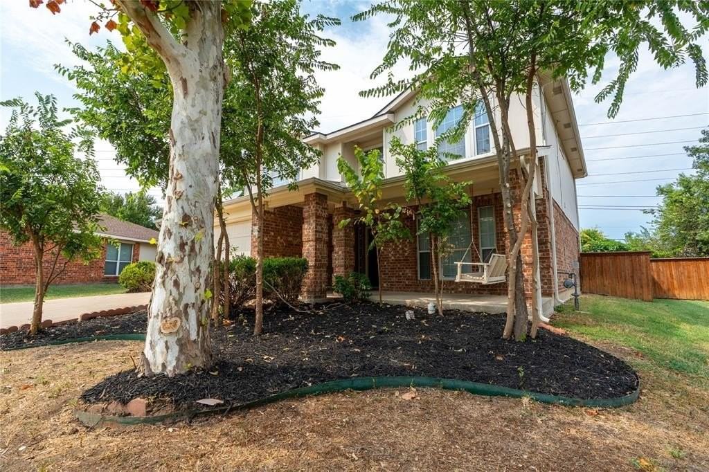 2304 Glenhaven Dr - Photo 3 of 39