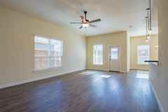 720 Blackland Dr - Photo 1 of 1