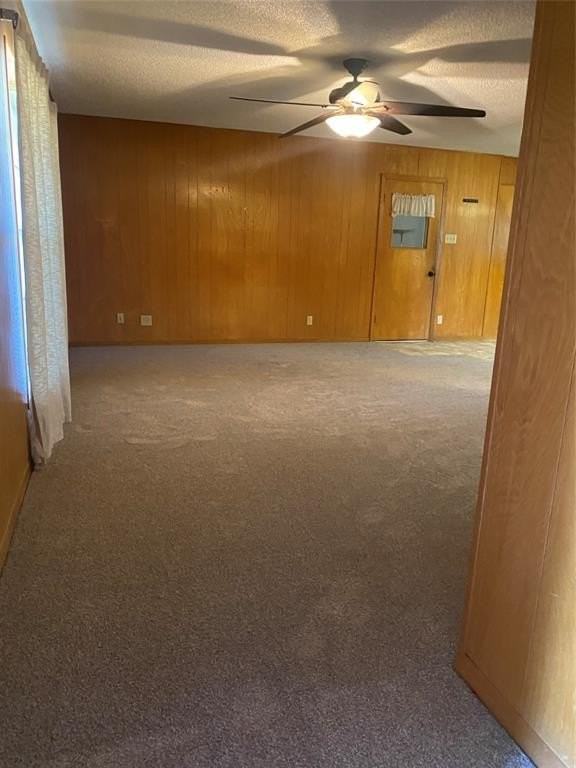 646 N Main St - Photo 7 of 15