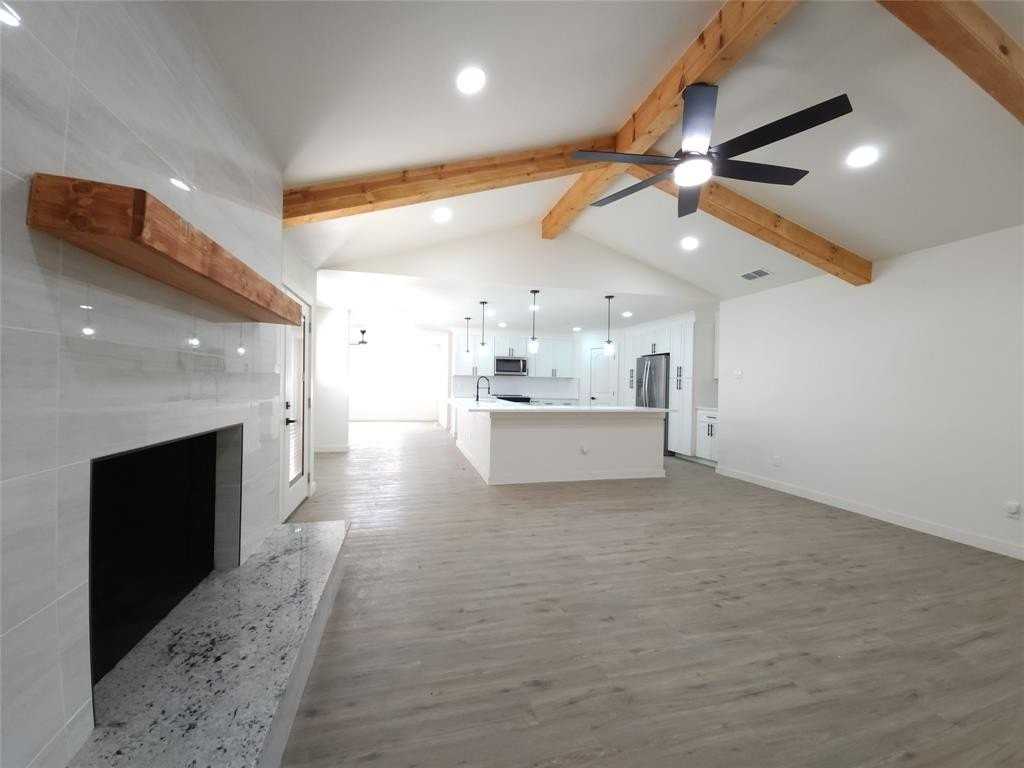 1502 Hiawatha Way - Photo 3 of 40