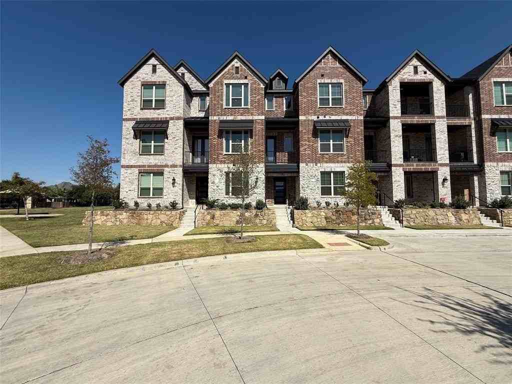 8330 Massive Dr - Photo 3 of 21