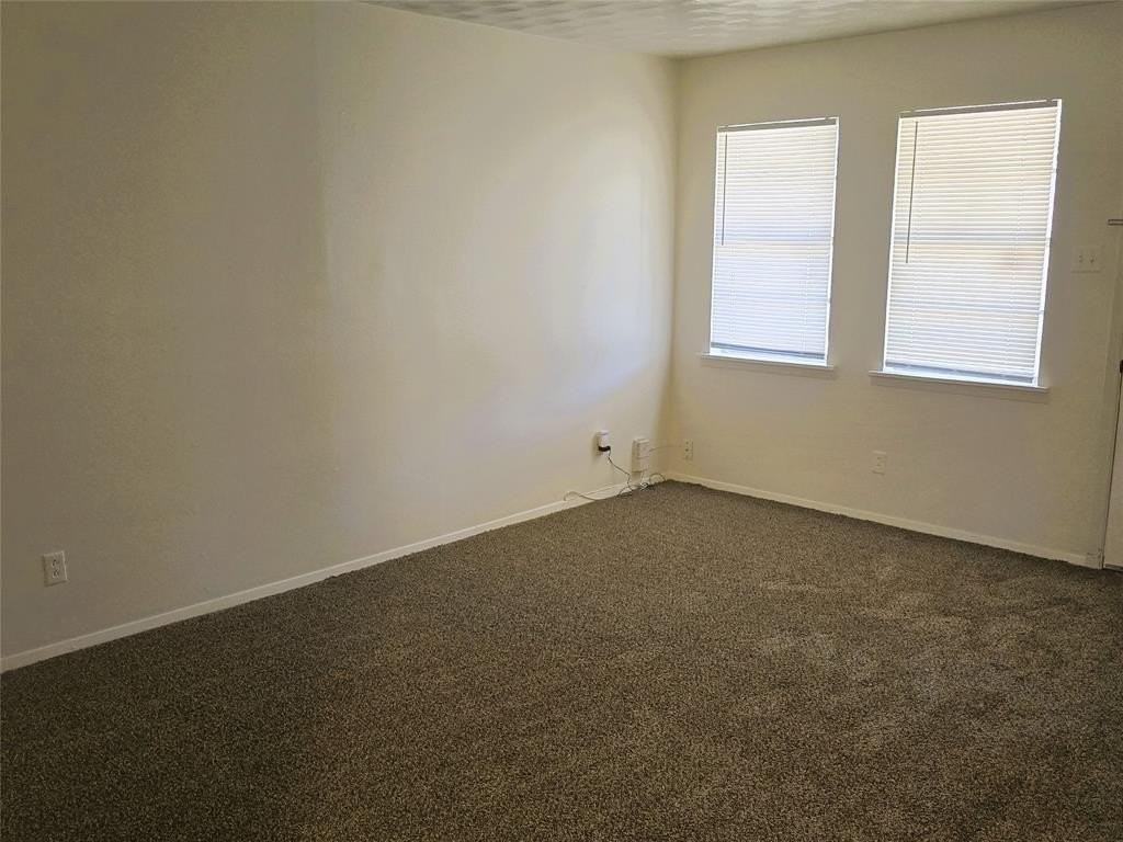 2414 52nd St - Photo 3 of 13