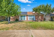 4526 Carr St - Photo 1 of 1