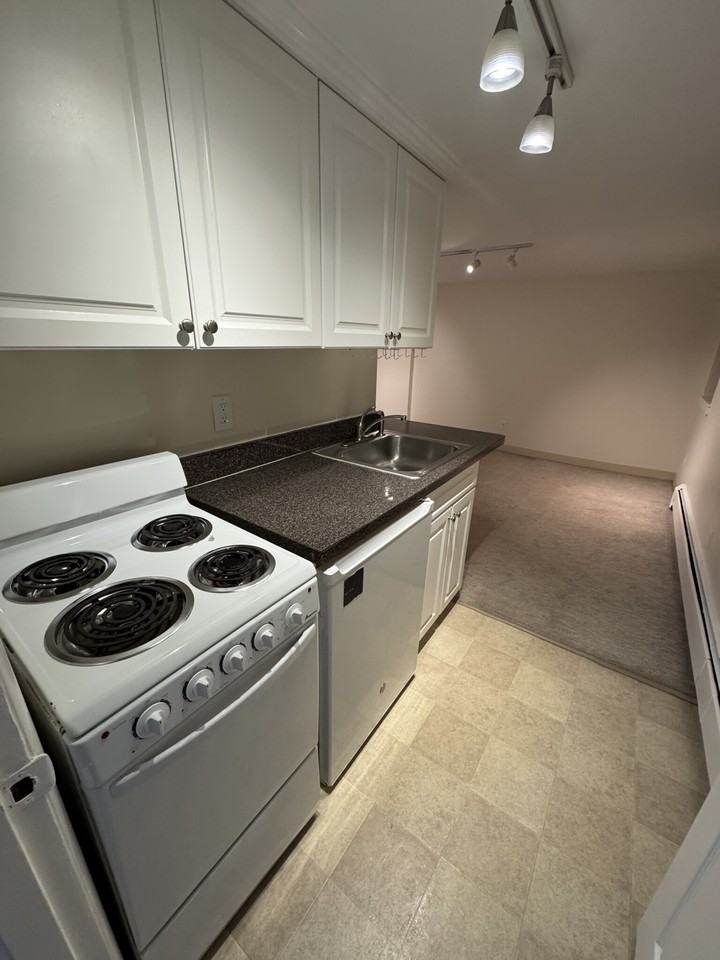 94 Corey Rd #6 - Photo 3 of 22