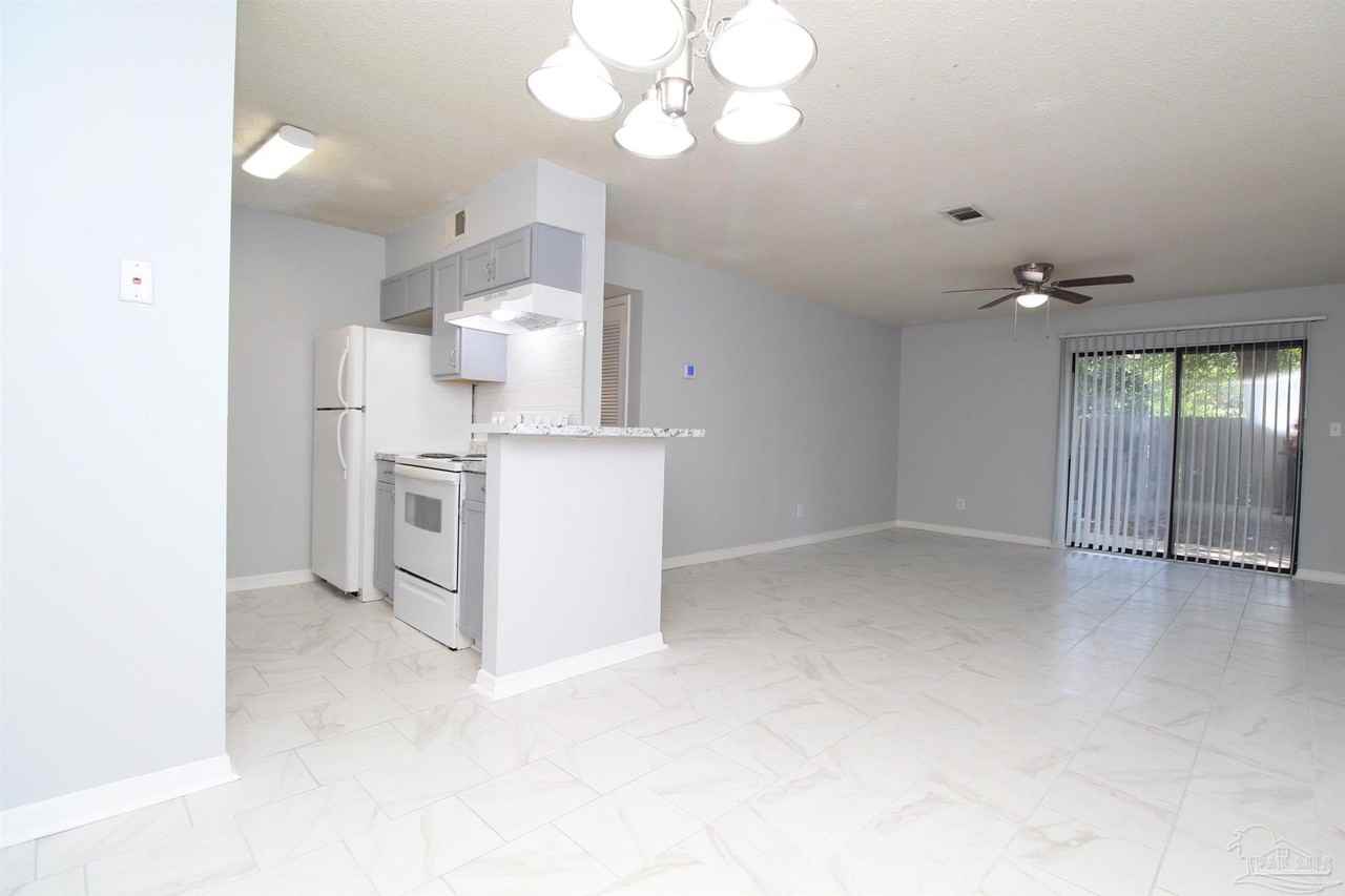 7116 Pearson Rd #C - Photo 6 of 20