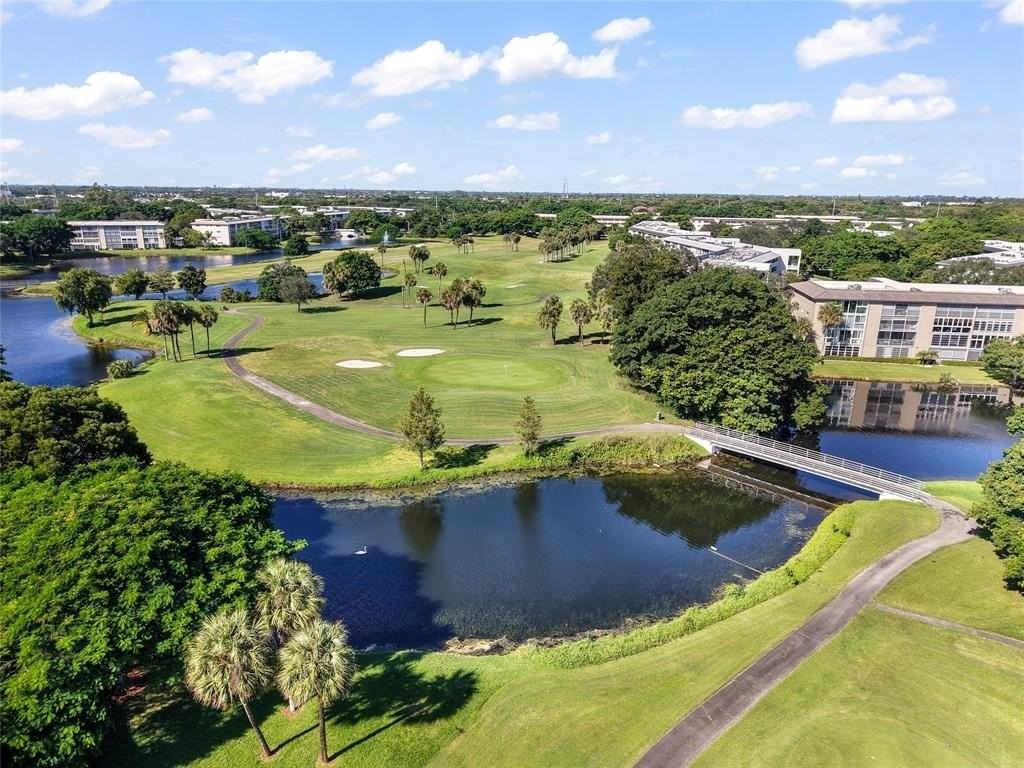 3203 Portofino Pt #M1 - Photo 3 of 32