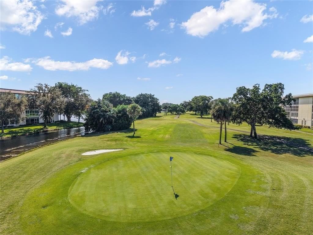 3203 Portofino Pt #M1 - Photo 5 of 32