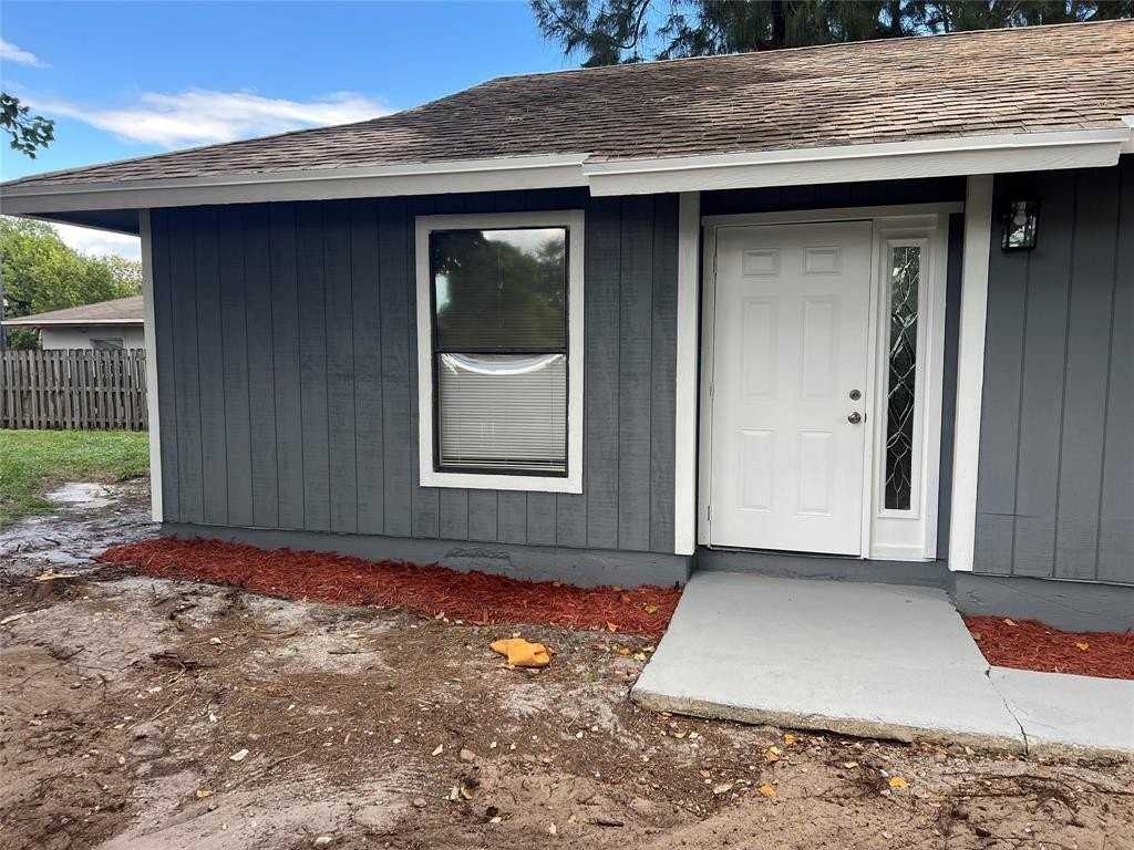 500 Ne 34th St - Photo 3 of 29