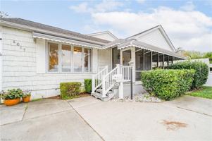 featured image of 4617 Lookout Rd