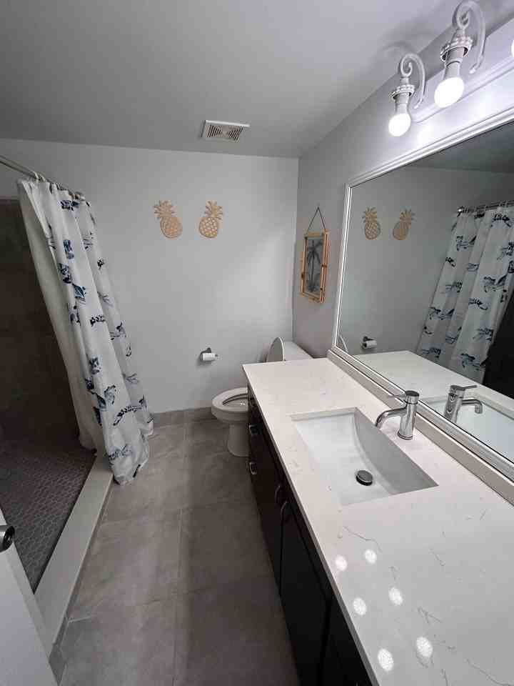 2733 S Oakland Forest Dr #104 - Photo 7 of 21