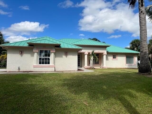 18602 Kitty Hawk Ct - Photo 2 of 31