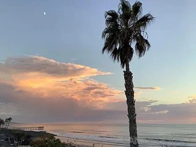 4884 Dixie Dr - Photo 3 of 5