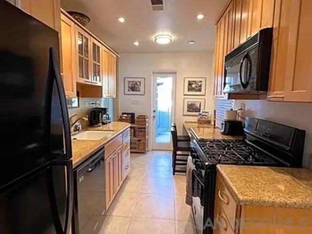 4884 Dixie Dr - Photo 4 of 5