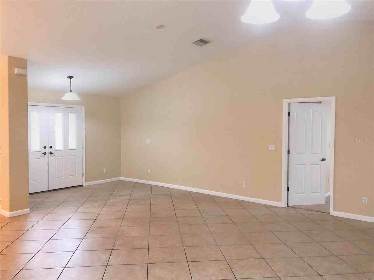 2005 Vilano Ave - Photo 2 of 18