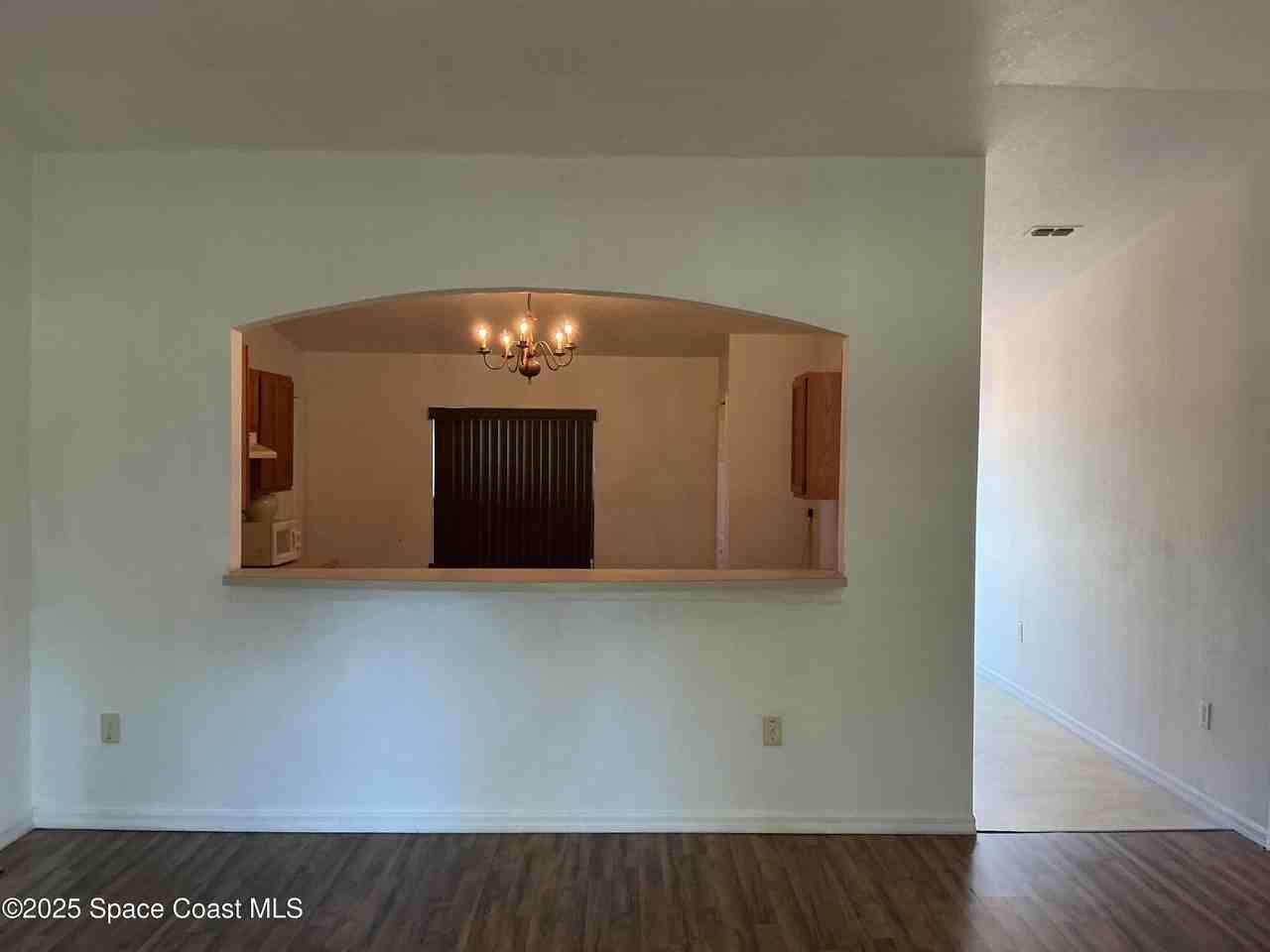 376 Americana Blvd Ne - Photo 6 of 20