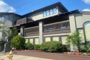 featured image of 19A S Gladstone Ave