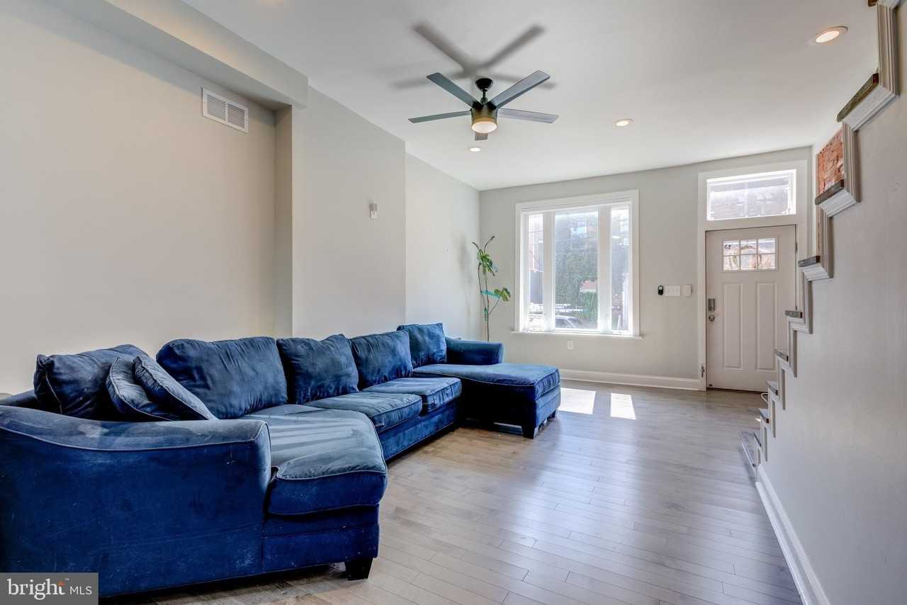 1711 Moore St - Photo 7 of 36