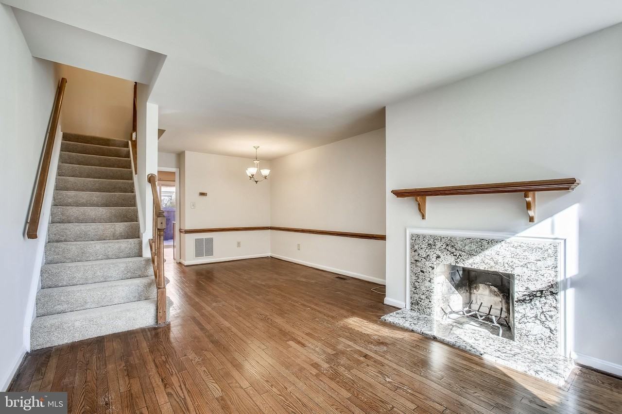 510 Colecroft Ct - Photo 2 of 30