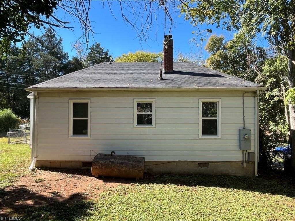 111 North Cameron Avenue - Photo 6 of 21