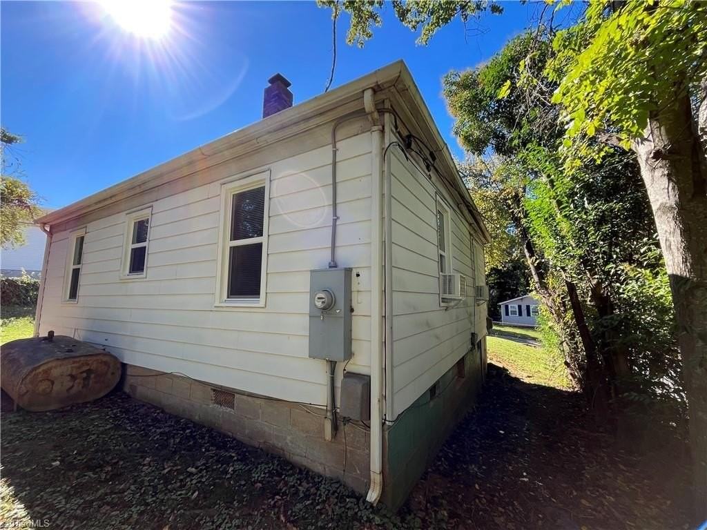 111 North Cameron Avenue - Photo 7 of 21