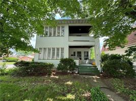 featured image of 2212 Highland Ave #2