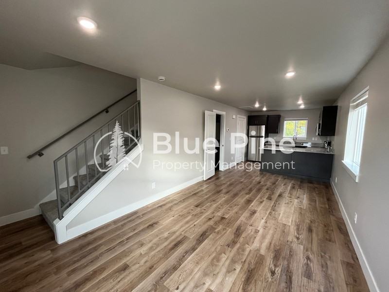 1622 Hannah Lane #1 - Photo 2 of 14