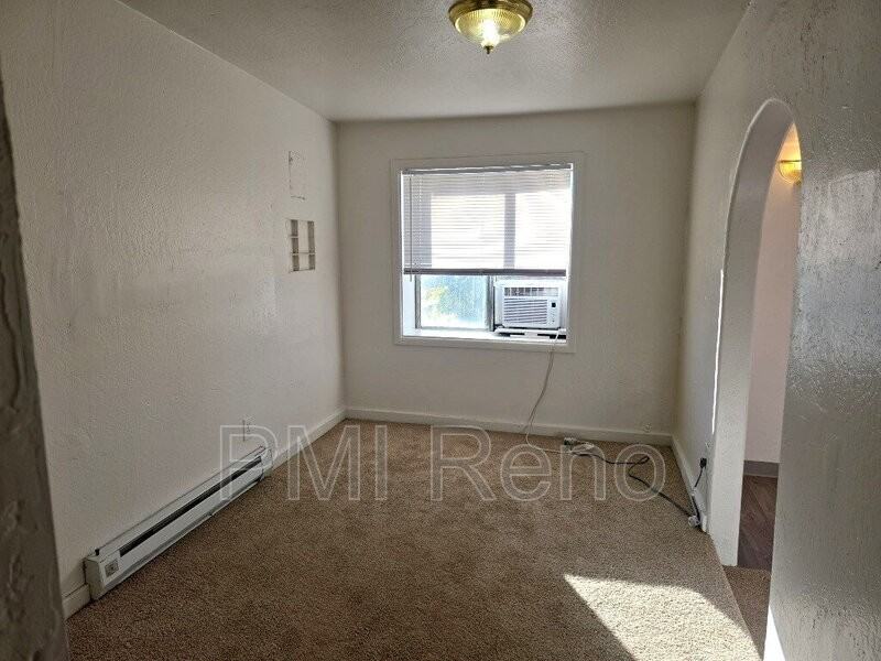 140 Victorian Ave #11 - Photo 5 of 14