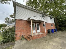 1209 Hullview Ave - Photo 1 of 1