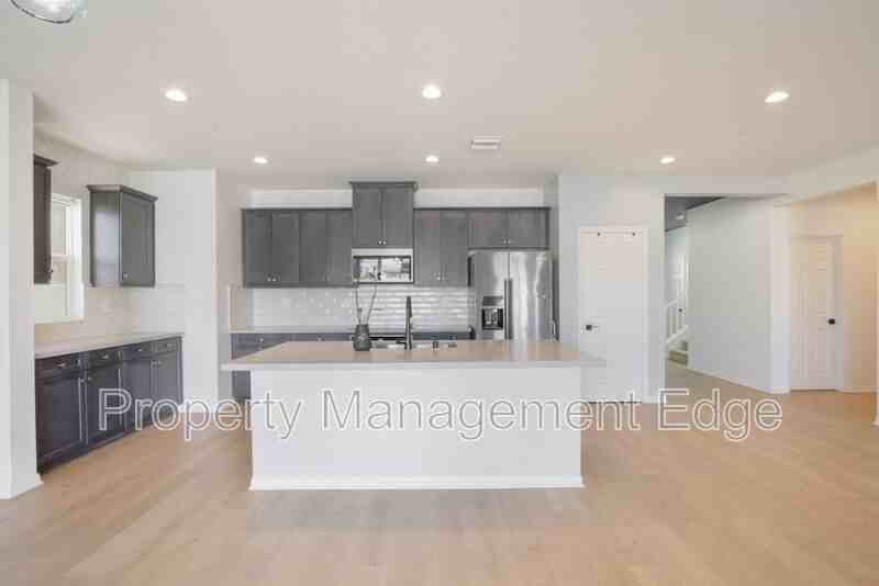 28426 Joey Ct - Photo 3 of 22