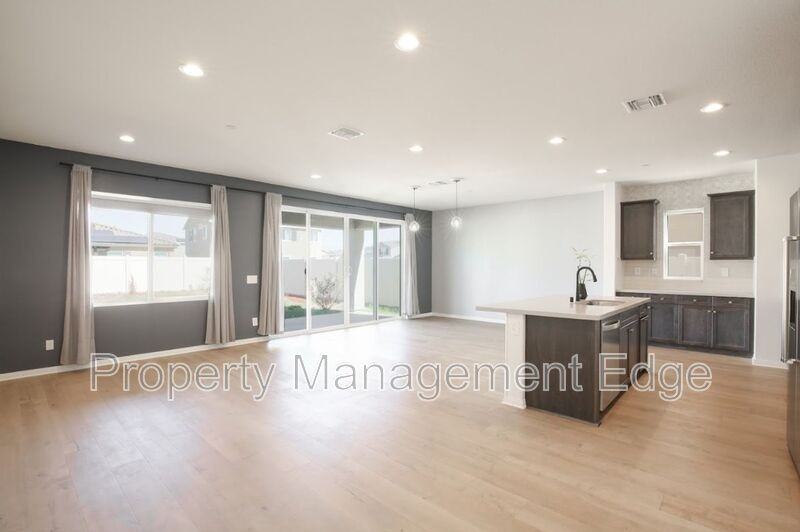 28426 Joey Ct - Photo 6 of 22