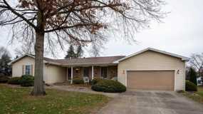 10100 Windsor Sq - Photo 1 of 1