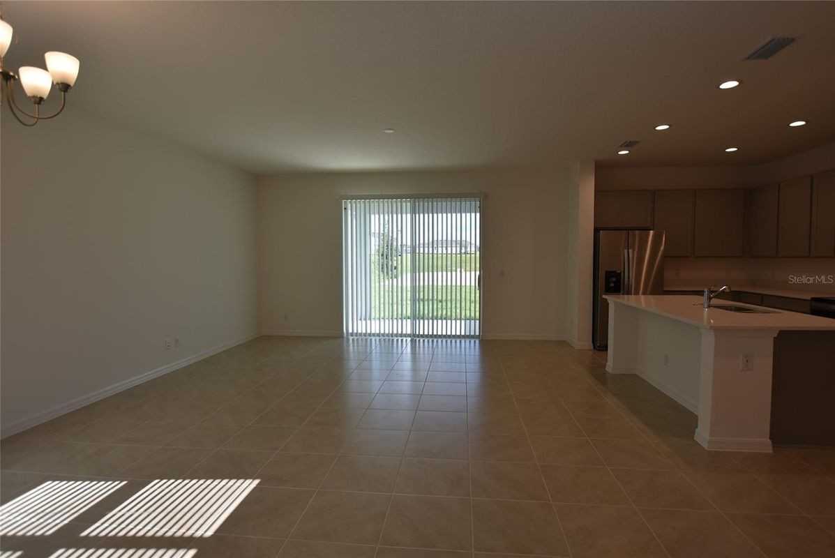 3024 Heart Lake Dr - Photo 4 of 21