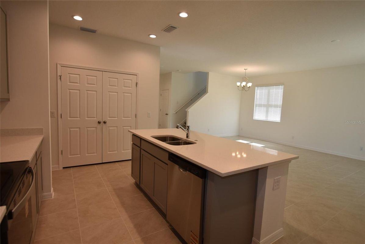 3024 Heart Lake Dr - Photo 6 of 21