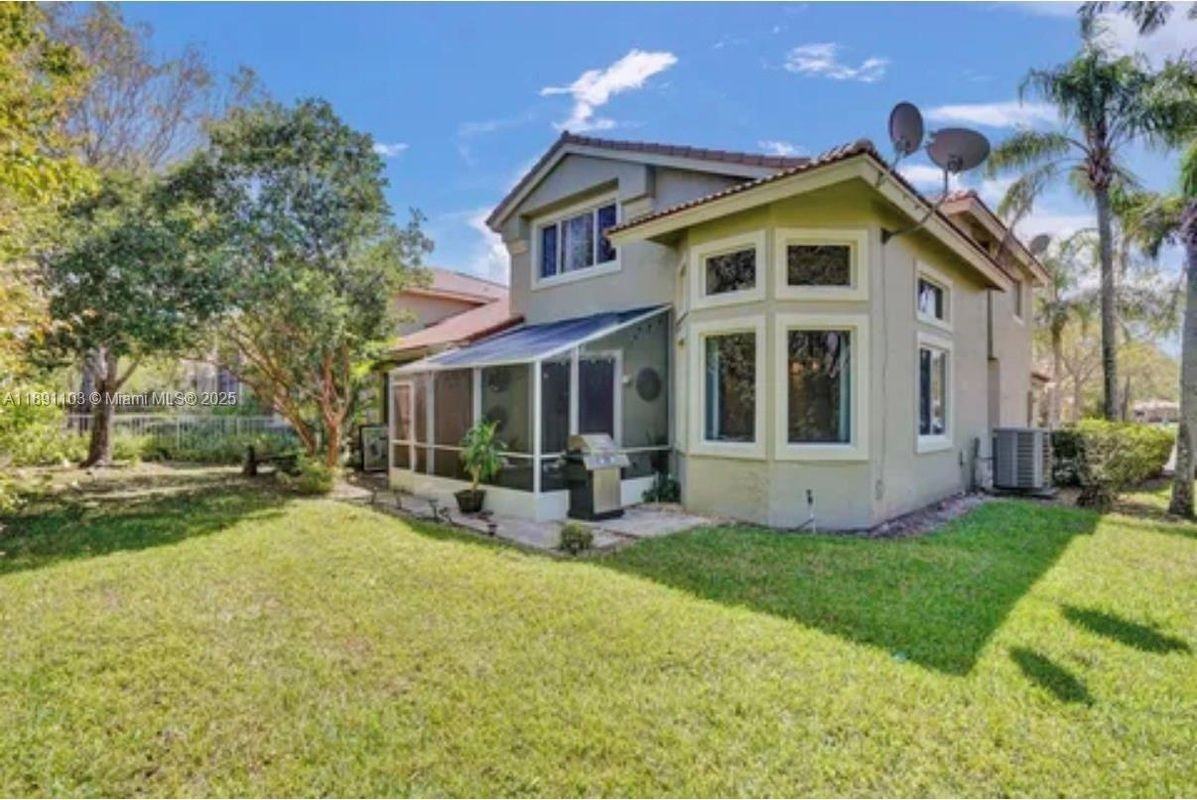 12591 Nw 57th Pl - Photo 2 of 9