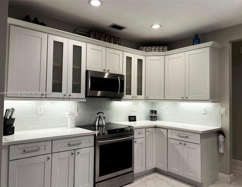 12591 Nw 57th Pl - Photo 3 of 9