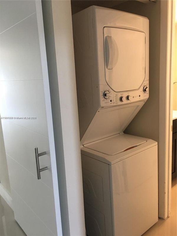 10951 N Lakeview Dr - Photo 6 of 8