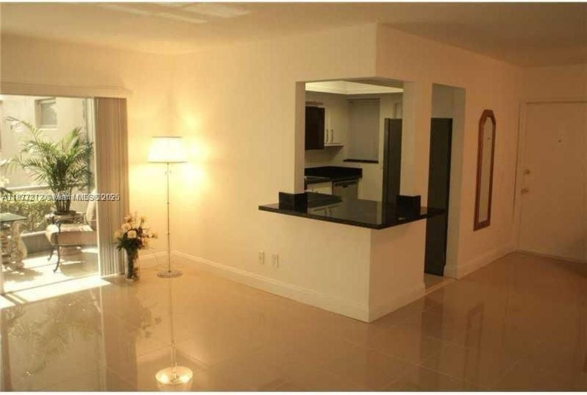 2451 Sw 82nd Ave - Photo 6 of 9