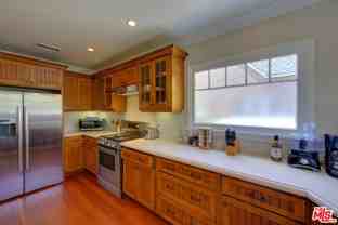 8704 Ashcroft Ave - Photo 1 of 1