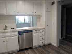 211 S Wilson Ave - Photo 1 of 1