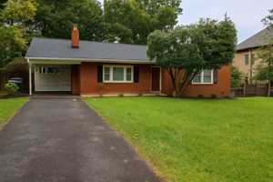 featured image of 1800 Dumbarton St